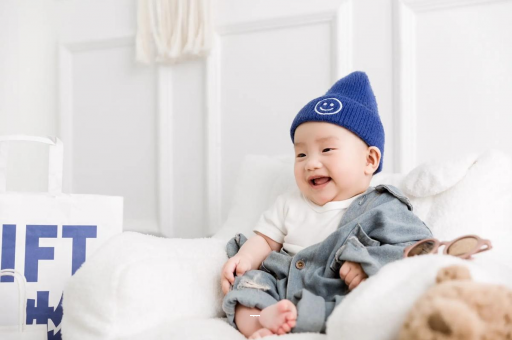 克拉玛依宝宝吃奶蹬腿烦躁扭动 克拉玛依宝宝吃奶蹬腿烦躁扭动